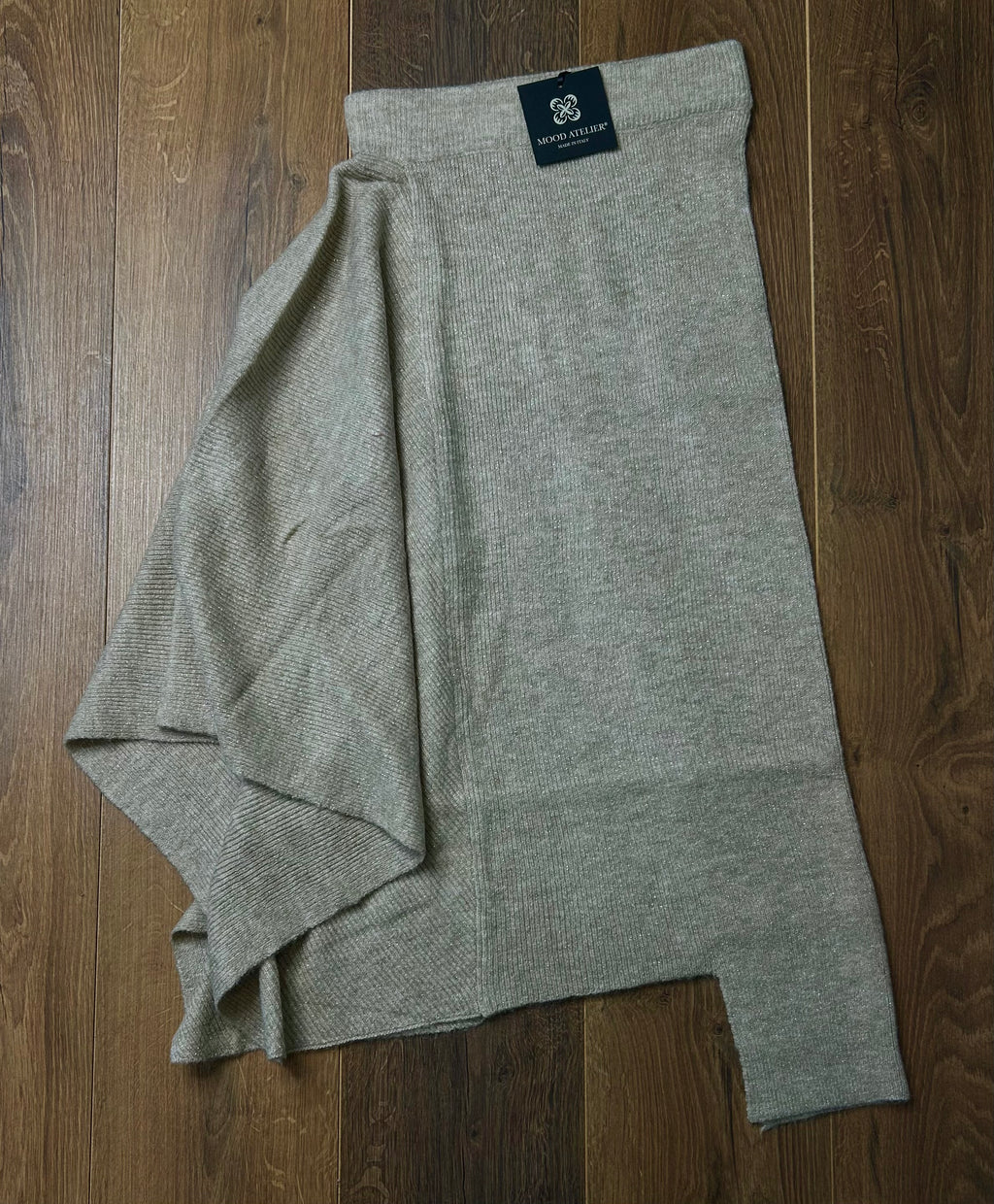 Gonna asimmetrica in maglia