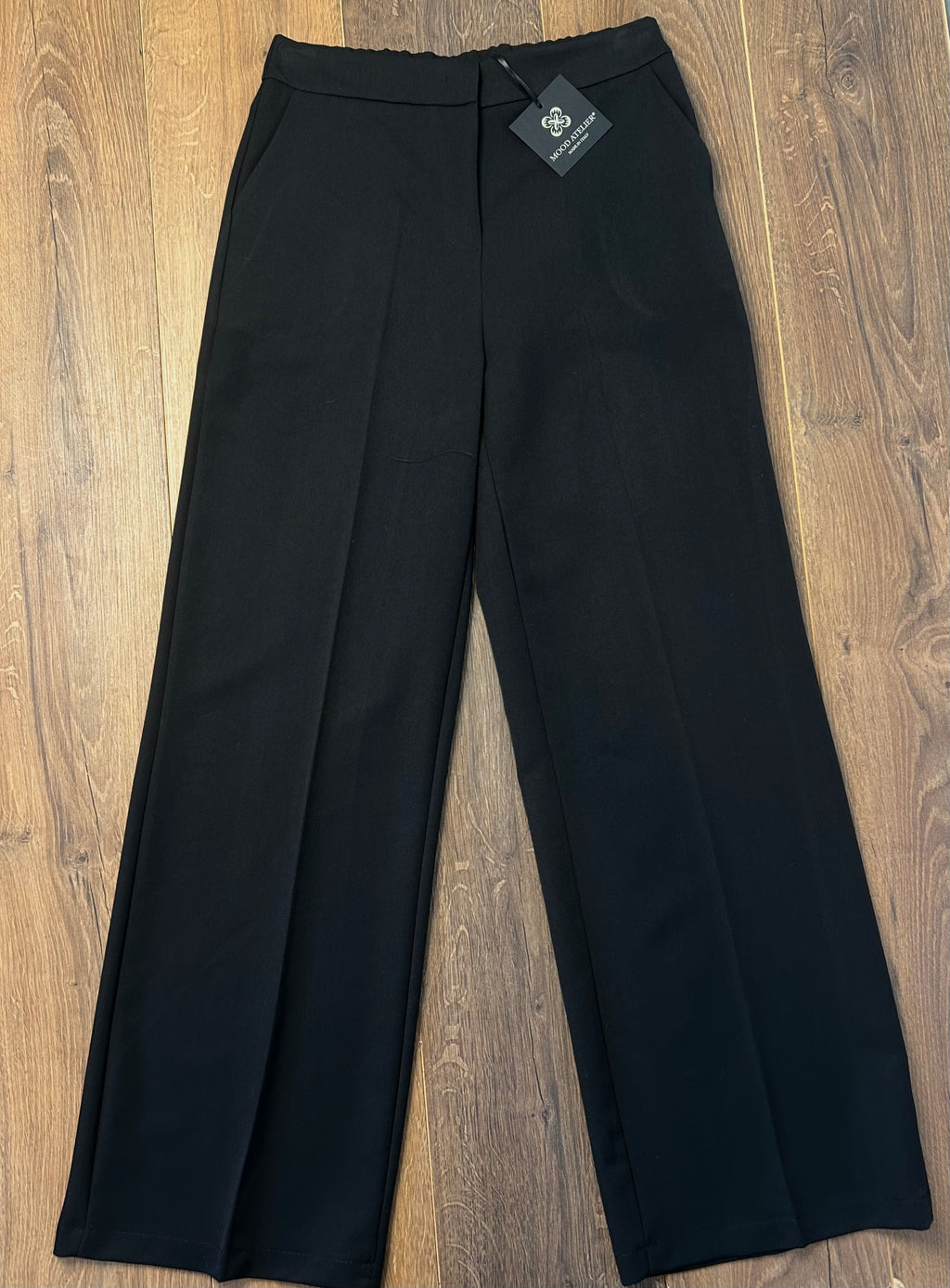 Pantalone linea dritta con tasche alla francese