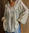 Blusa con applicazione ricamo